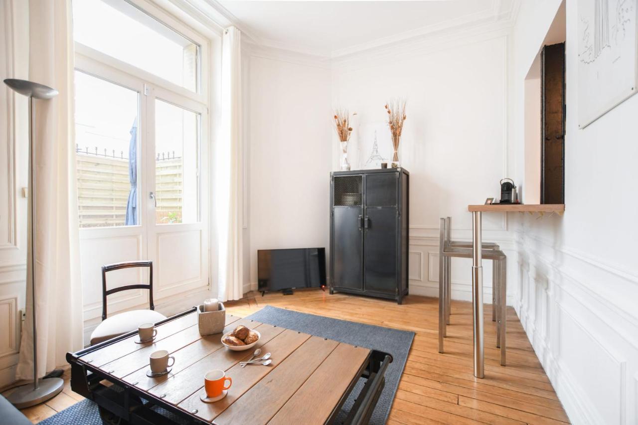 Guestready - Lovely Bright Flat With Private Patio Paris Exterior foto